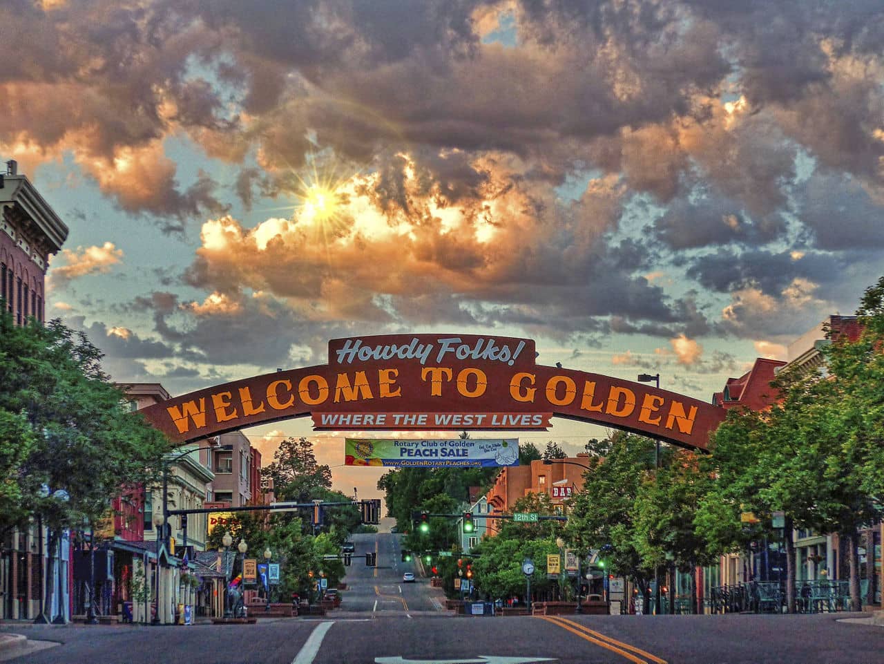 Golden Apartments