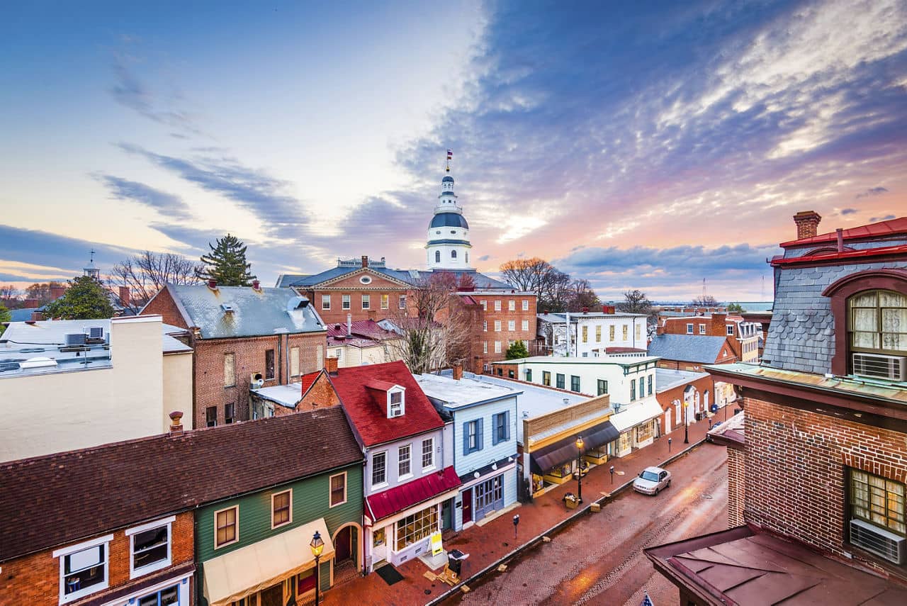 Annapolis, Maryland, USA downtown view over Main Street with the State House.