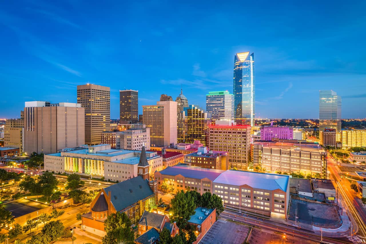 Oklahoma City, Oklahoma, USA downtown skyline at twilight.